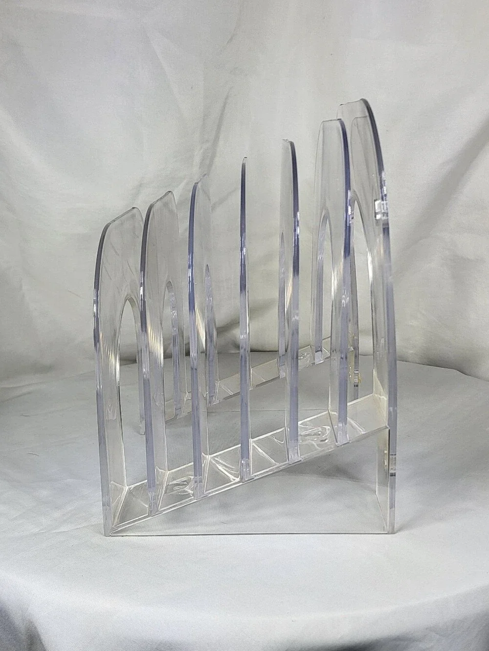 Rubbermaid clear acrylic